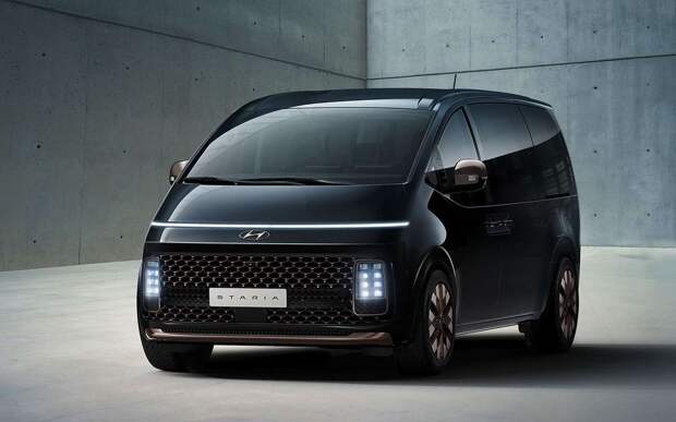 Семейный минивэн Staria Electric получит батарею с гигантским запасом хода