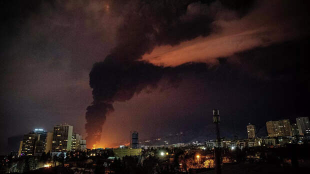 "Разрушительный удар". Неожиданный шаг Ирана ужаснул Запад