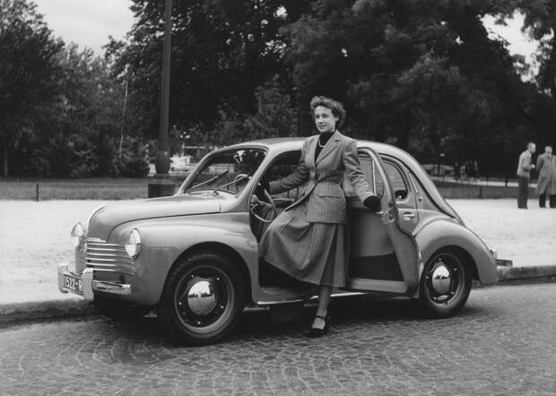 Renault 4 CV (1948)