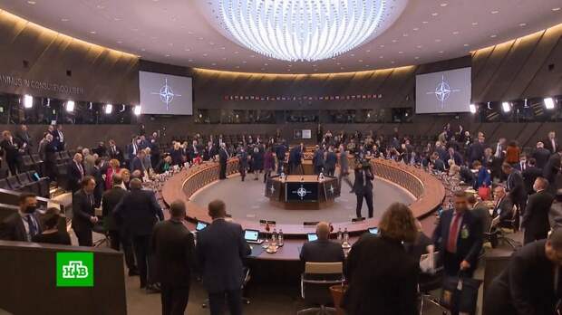 Министры обороны стран НАТО обсуждают план противодействия России