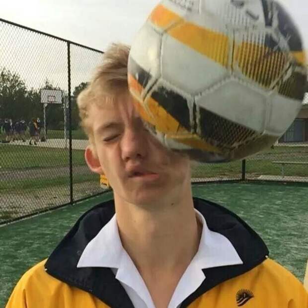 Прилетело Прилетело