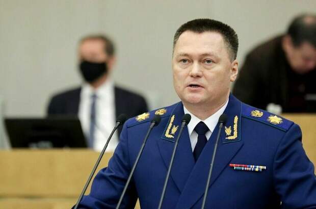 Краснов предложил меры по ликвидации «кадрового голода» в ОПК