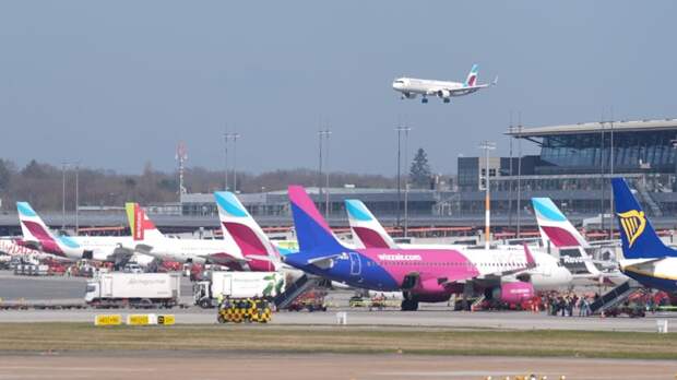 Argus: цены на авиатопливо в Европе достигли рекордных $1,9 тысячи за тонну