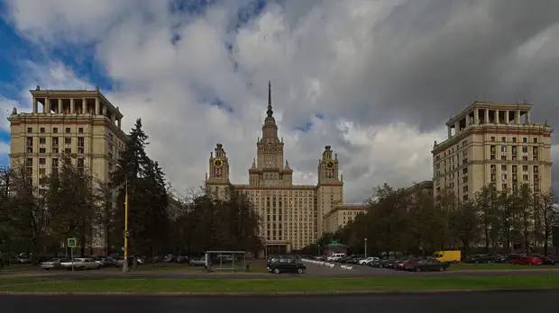 Физики и лирики: тест RT об университетах Москвы