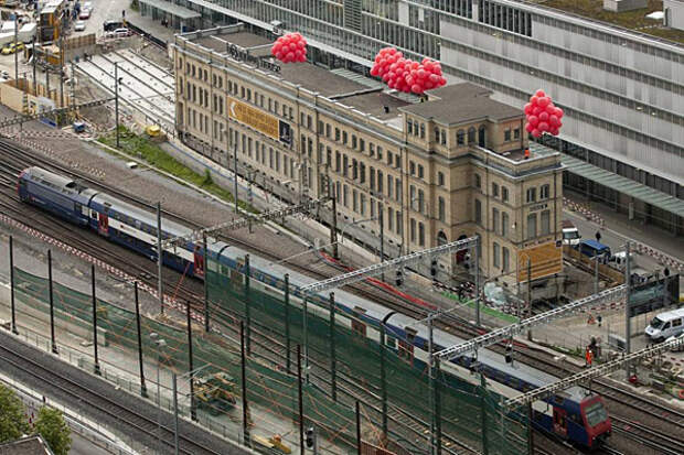 Фото передвижения домов в москве