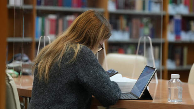 Стало известно, ударения в каких словах россияне проверяют чаще всего