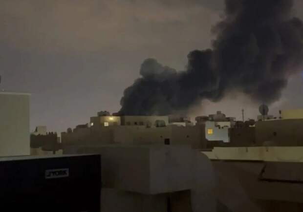 Иран: офицеры США с базы в Манаме перебрались в отель - туда и пришёлся удар