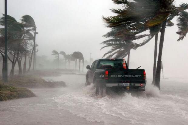 Ураган «Иэн» во Флориде унес жизни 14 человек