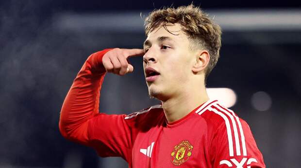 «Манчестер Юнайтед» с россиянином проиграл в финале Кубка Премьер-Лиги, Ибрагимов забил в серии пенальти