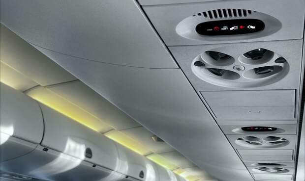 Во Внуково задержали 40 рейсов из-за сильной метели 28 января