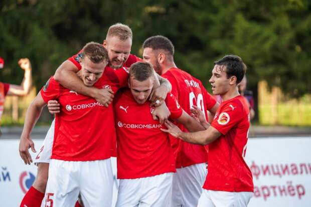 Большой разбор главной сенсации Первой лиги. Прыжок Костромы в РПЛ уже не кажется сказкой