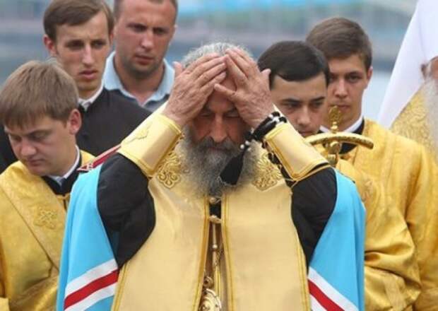 Киев натравил СБУ на православных священников