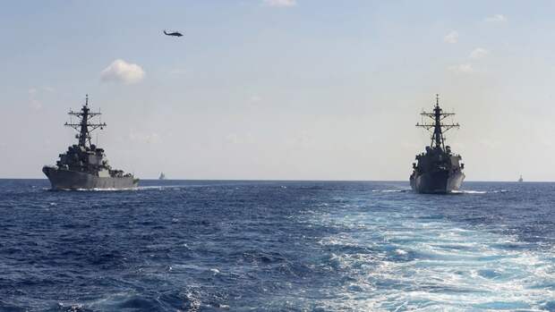 В издании "Гуаньча" высмеяли появление трех кораблей НАТО в Черном море