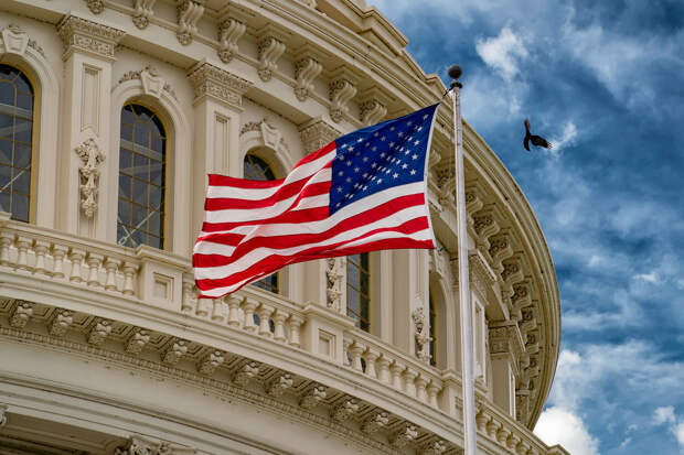 Конгресс США начал рассмотрение законов по помощи Украине и активам РФ