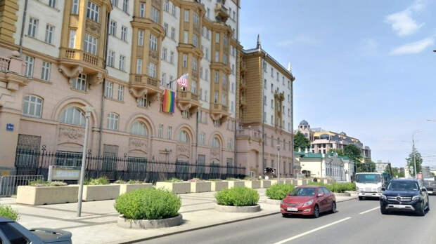 Посольство США и Вашингтон изучают информацию об ответных мерах России