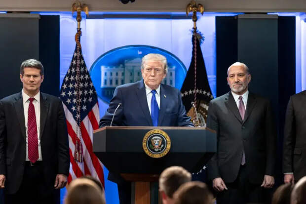 Удар по Ирану не спасёт Трампа от тарифного провала