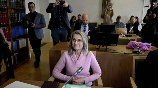 Не испытываешь восторга от ЛГБТ*? В тюрьму! Или как минимум в суд