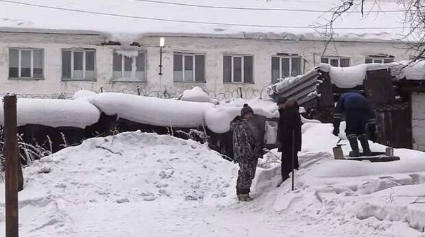 Теплоснабжение восстановлено в половине пострадавших домов в Бодайбо