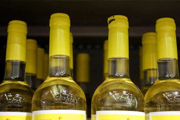 Не морозьте алкоголь: эксперты рассказали, почему нельзя хранить спиртное на балконе