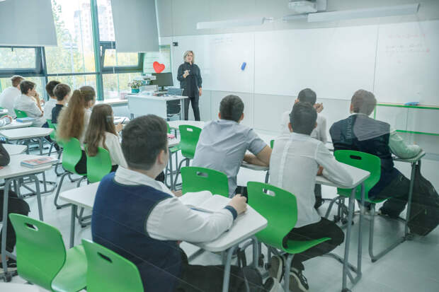 Укытучыларның хезмәт хакын берничә тапкырга арттырырга тәкъдим иттеләр