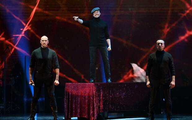 В Петербурге покажут музыкальный спектакль "Высоцкий. Рождение легенды"