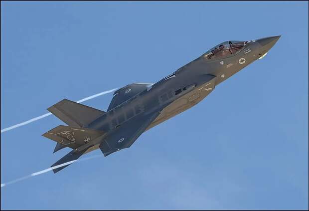 Израиль нанёс «превентивные» удары по Тегерану