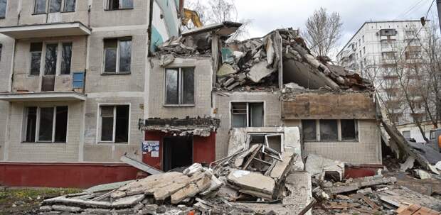 В Москве снесут по реновации более 50 старых домов в 2022 году