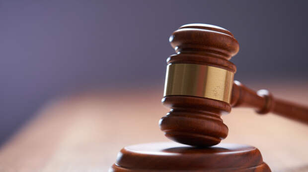 В ЯНАО учителей физкультуры наказали за недопустимые методы воспитания