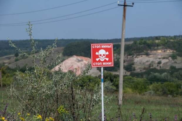 Донбасс так и продолжает тонуть в крови, а Украина – в кризисе. Новые зверские обстрелы ВСУ