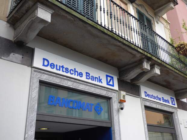 Суд взыскал с Deutsche Bank в пользу “РусХимАльянса” 238 млн евро