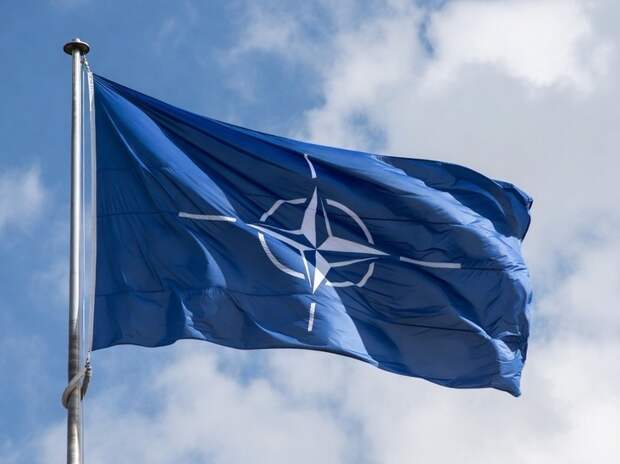 Столтенберг предлагал обсуждать буферную зону между Россией и НАТО