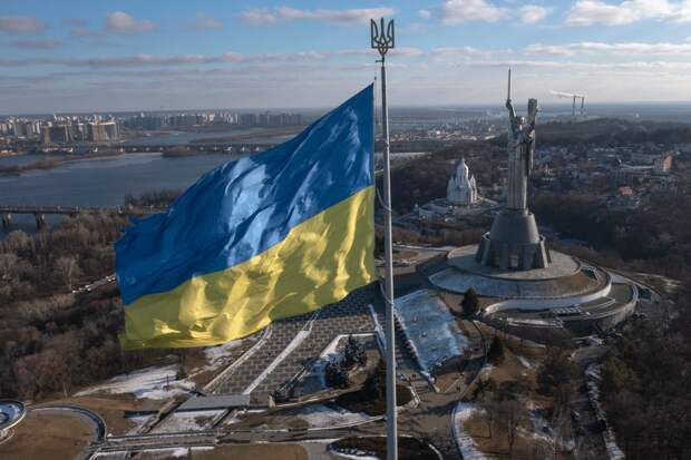 Китайская художница объяснила, почему с этим флагом Украина обречена