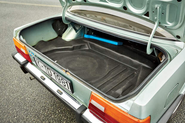Форд Таунус 2.0L VIP