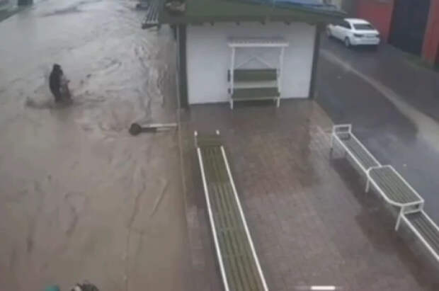 В восьми муниципалитетах Дагестана ввели режим ЧС из-за наводнения