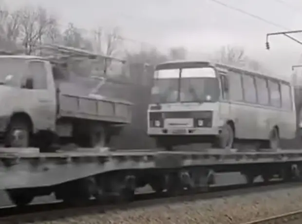 Когда появится фейк с российской армией на повозках с лошадями?