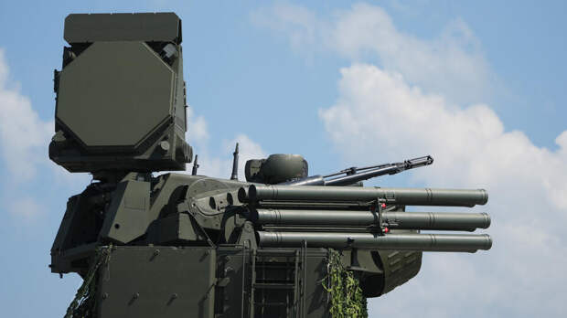 Российские силы ПВО за сутки сбили 693 украинских дрона