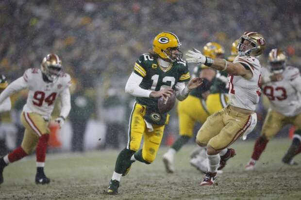 aaron-rodgers-reportedly-had-sights-set-one-1st-round-receiver