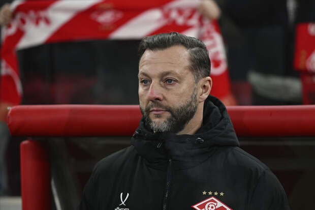 Романов остался в тренерском штабе "Спартака" после назначения Карседо