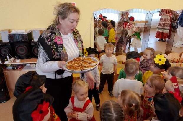 Детские сады Тамбова погрузились в "Масленичный калейдоскоп"