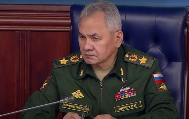 Глава Минобороны РФ: На линии соприкосновения создано 7 тысяч километров минных полей