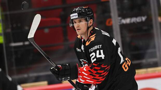 Вернулся из Америки, поссорился с канадским тренером и стал героем дедлайна КХЛ. Обмен Костина в ЦСКА — блокбастер