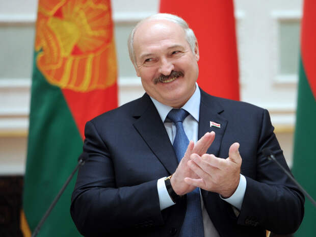 Велели срочно прилетать для встречи с Путиным: политолог раскрыл, как Лукашенко “охотится” за своими оппонентами в Москве