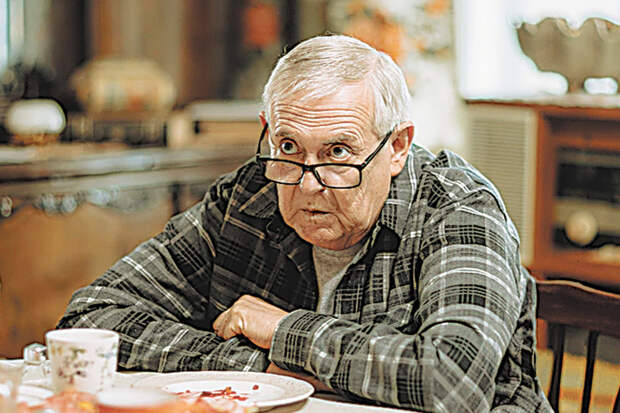 Юрий Стоянов ворвался в реалити — и смешит всех без усилий