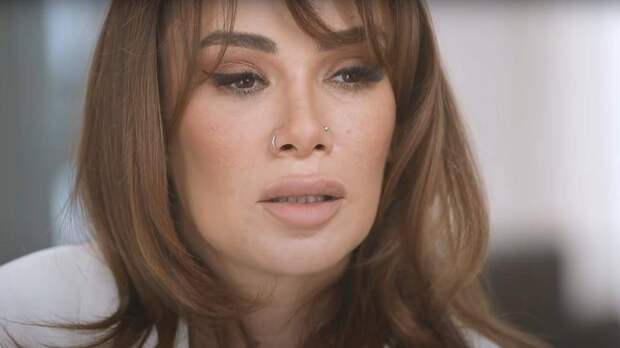 «Диброва — коварная баба»: Айза заявила о 8-летних отношениях Полины и Романа Товстик