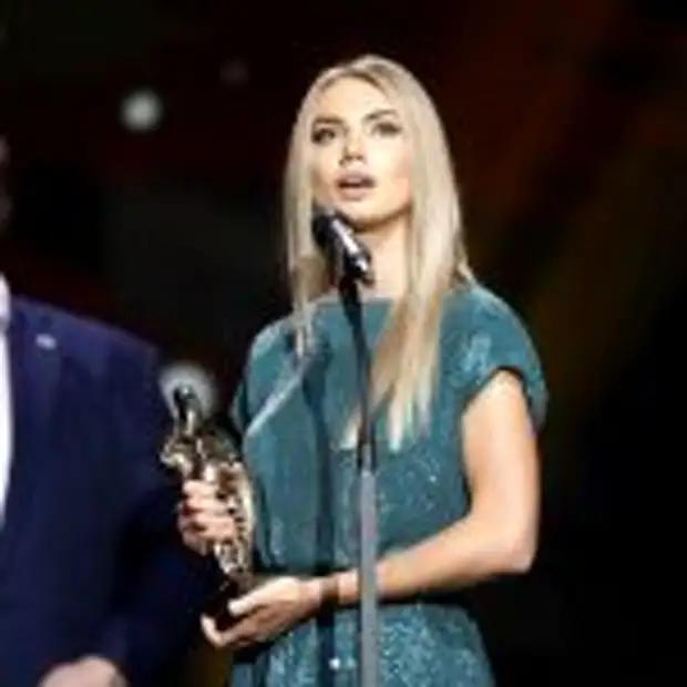 Саския Алусалу-18