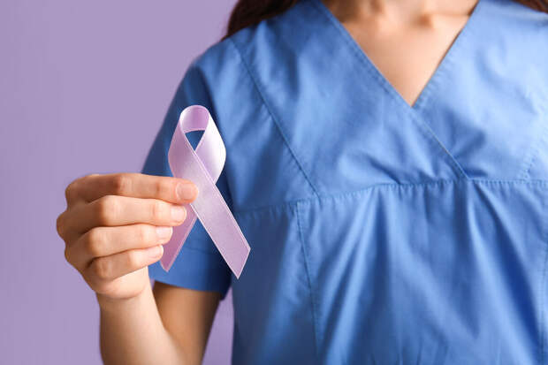 Более половины россиян, заявляющих о знании симптомов рака, на деле ошибаются