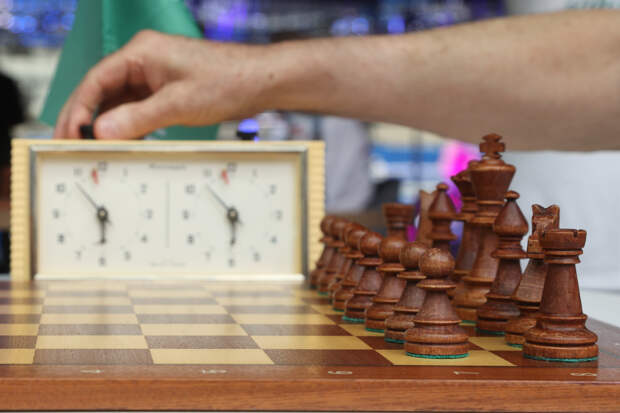 FIDE временно исключила себя из мировых шахмат — Захарова