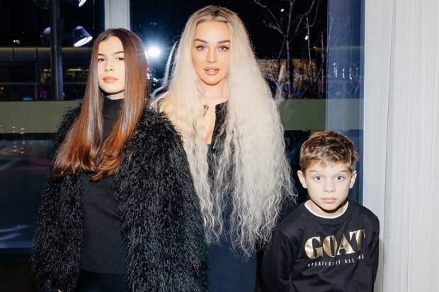 Вскрылась правда о сыне Седоковой: пишет письма не на русском языке