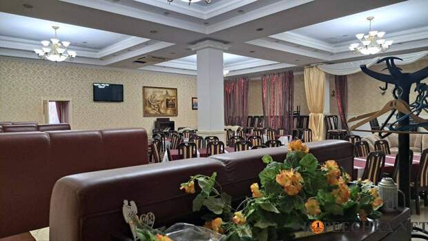 Ресторан Шеролк Холмс 530м.кв в Донецке - 35 000 000 руб