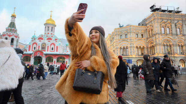 До миллиона рублей: за какую съемку на Красной площади можно получить штраф